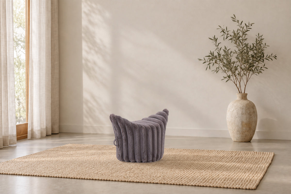 Winter-Edition Hocker „Hug“ Grau | Mini Ausführung | Sitzhöhe 28 cm