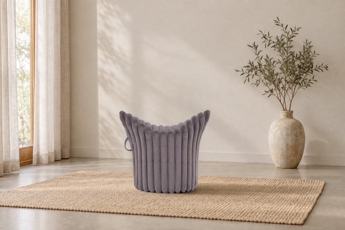 Winter-Edition Hocker „Hug“ Grau | Niedrige Ausführung | Sitzhöhe 42 cm