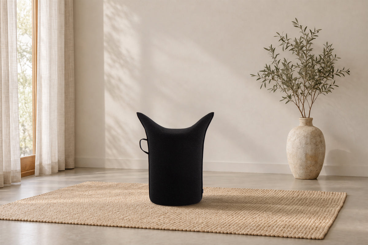 Wollfilz Hocker Schwarz | Hohe Ausführung | Sitzhöhe 50 cm