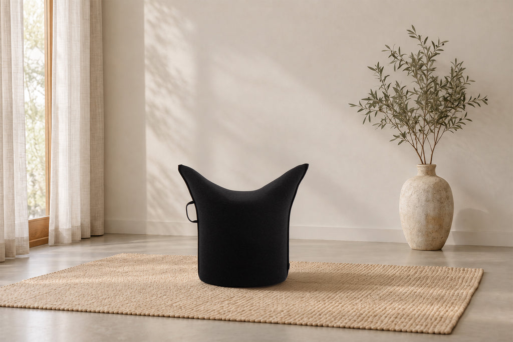 Wollfilz Hocker Schwarz | Niedrige Ausführung | Sitzhöhe 42 cm